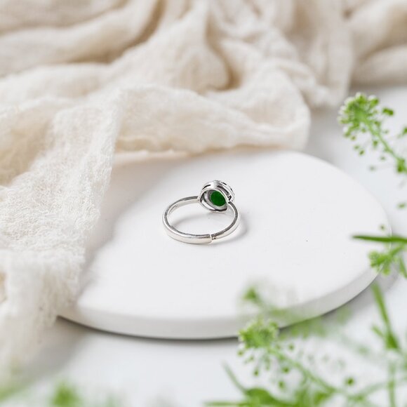 Recycled Vintage 1960s Green Beer Bottles Sterling Adjustable Vintage Lace Ring - Picture 6 of 6